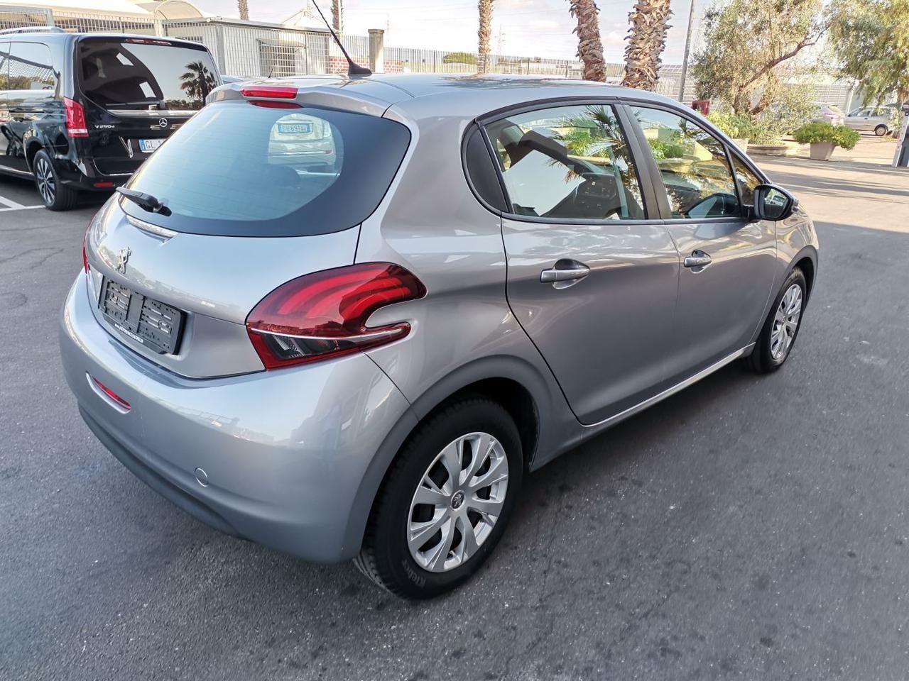 Peugeot 208 BlueHDi 75 5 porte Active