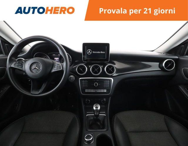 MERCEDES-BENZ CLA 180 d Business