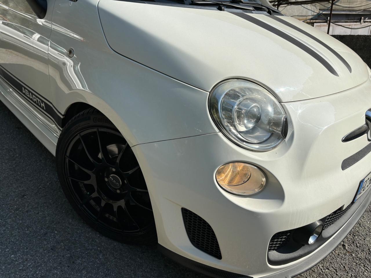Abarth 500 C 1.4 Turbo T-Jet MTA