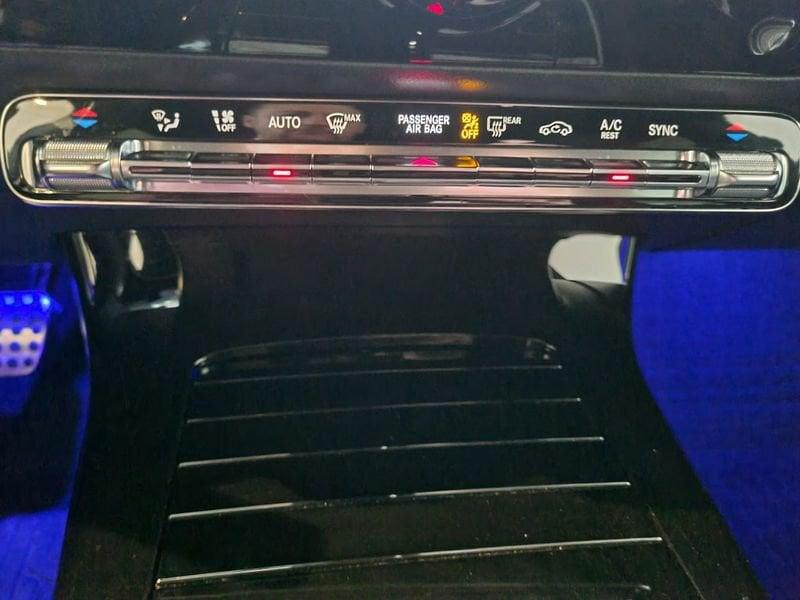 Mercedes-Benz CLA 220 d Automatic Premium Shooting Brake AMG LINE