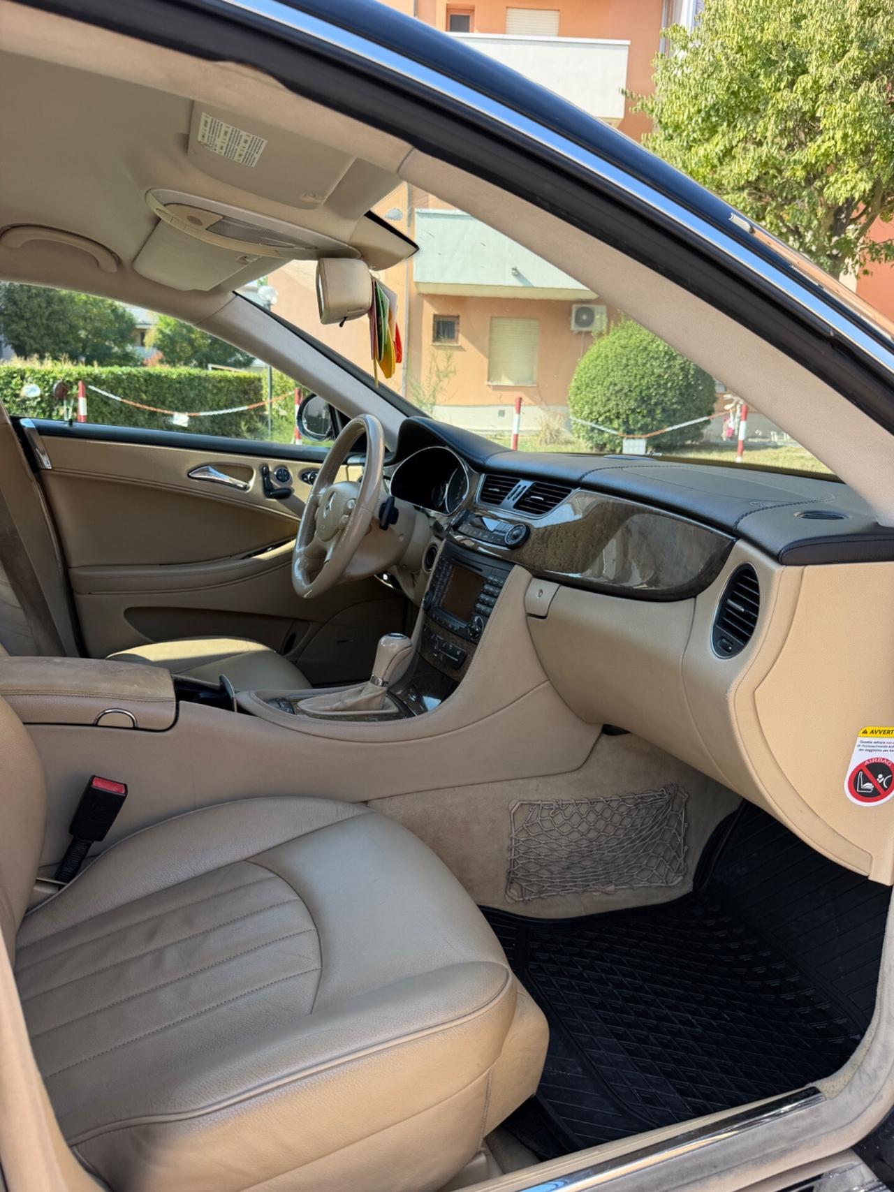 Mercedes-benz CLS 320 CDI Sport Full