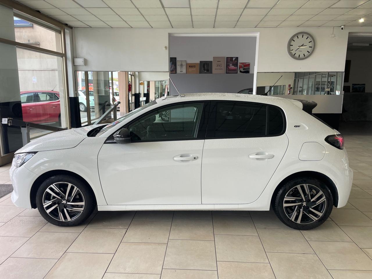Peugeot 208 PureTech 100 EAT8 5 porte Allure Pack - Nessun vincolo -