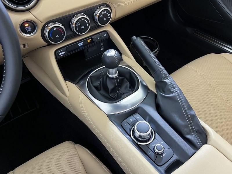 Mazda MX-5 MX-5 1.5L Skyactiv-G RF Kazari