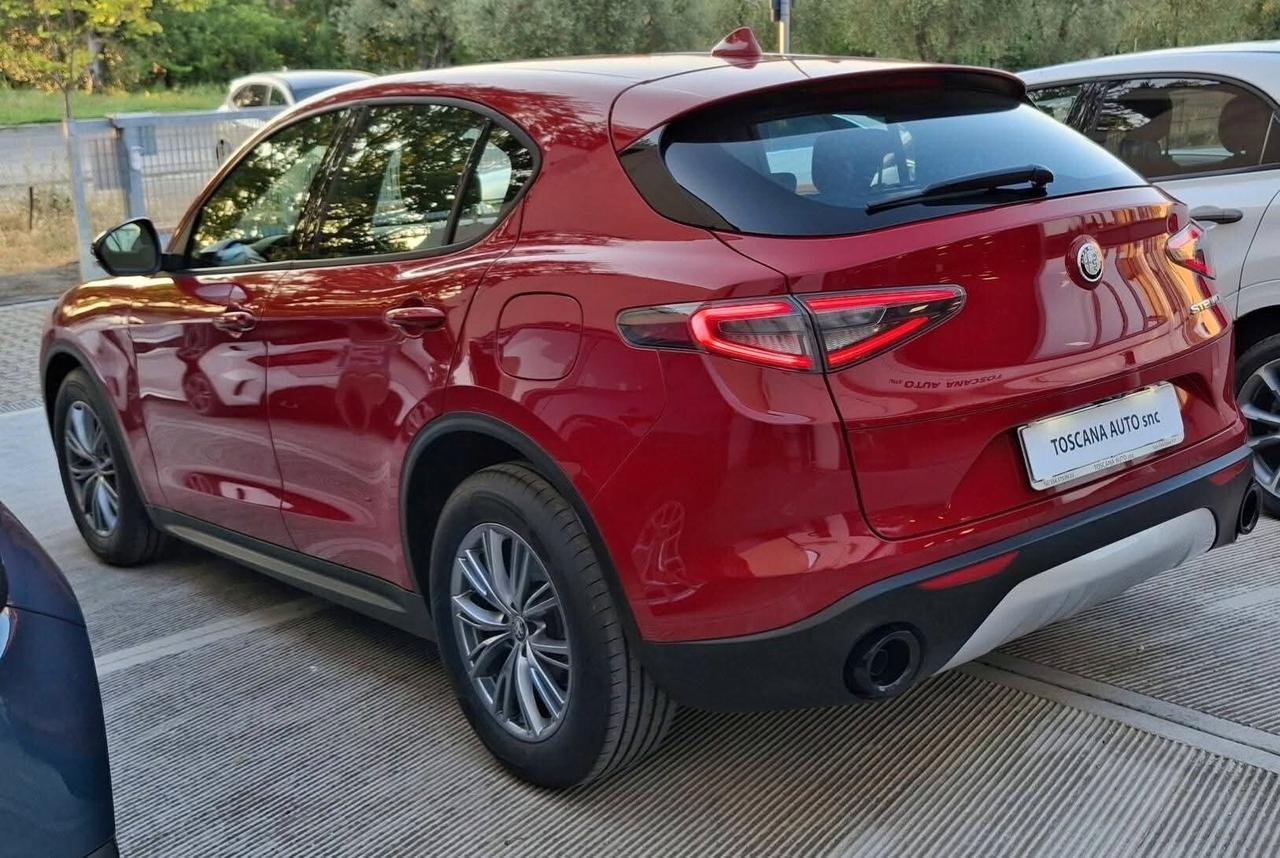 Alfa Romeo Stelvio 2.2 Turbodiesel 160 CV AT8 RWD