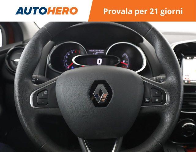 RENAULT Clio TCe 12V 90 CV 5 porte Moschino Zen