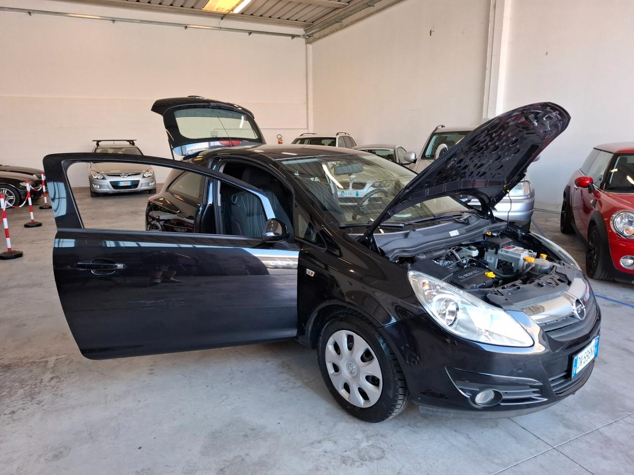 Opel Corsa 1.2 3 porte Sport