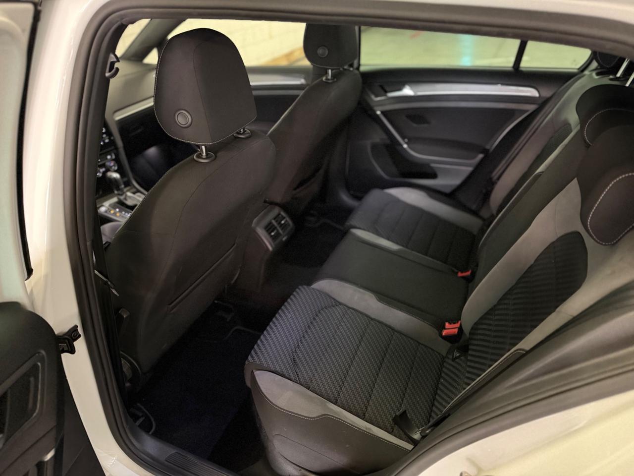 Volkswagen Golf 1.4 TSI 125CV DSG R Line