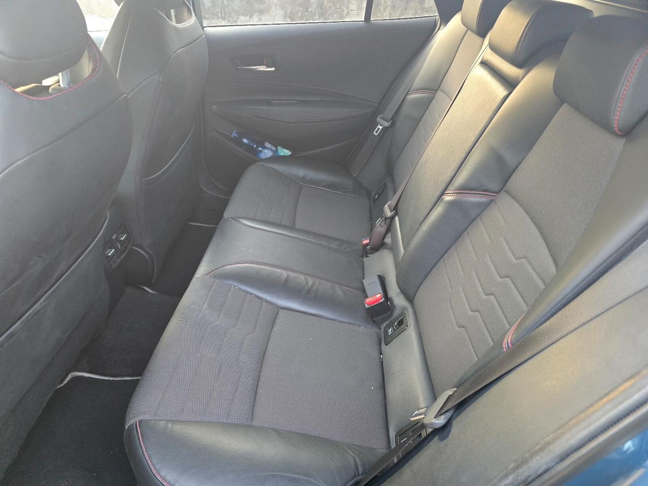 Toyota Corolla Touring Sports 2.0 Hybrid Lounge