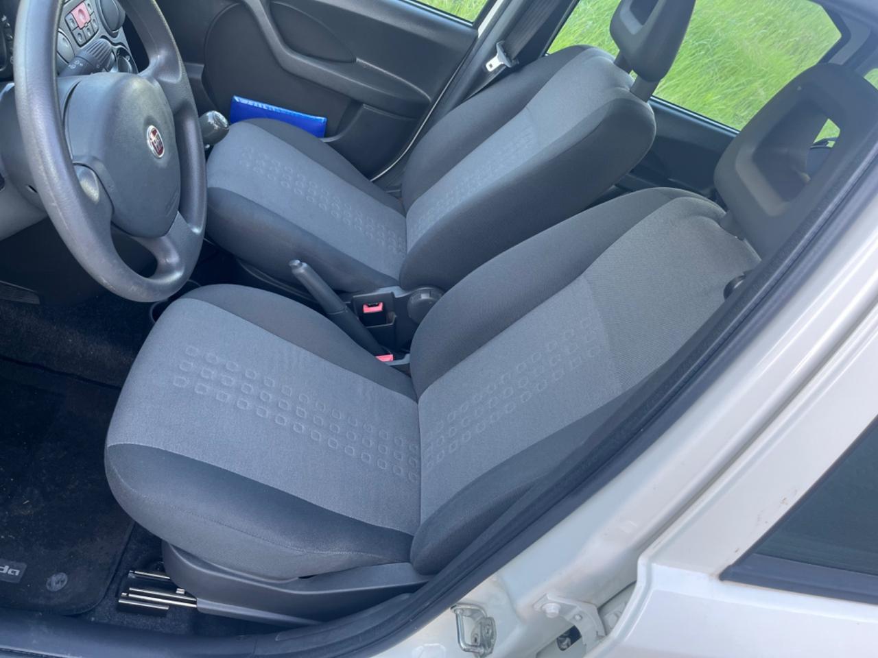 FIAT PANDA 2012 1:2 BENZINA SOLI 62.000 KM