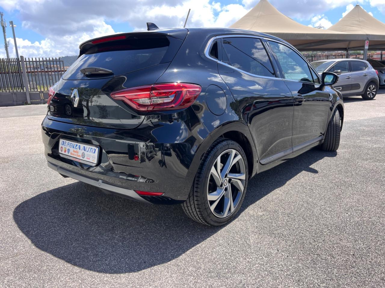 Renault Clio R-Line 1.6 Hybrid 140cv