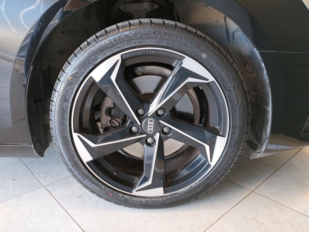 Audi A4 Avant 30 2.0 tdi-I 136cv s tronic