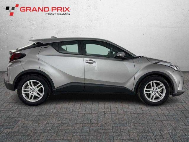 TOYOTA C-HR 1.8 Hybrid E-CVT Business