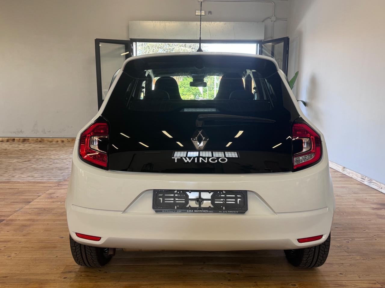 1.0 69 CV LIMITED LED NAVIGATORE NEOPATENTATI GARANZIA UNIPRO