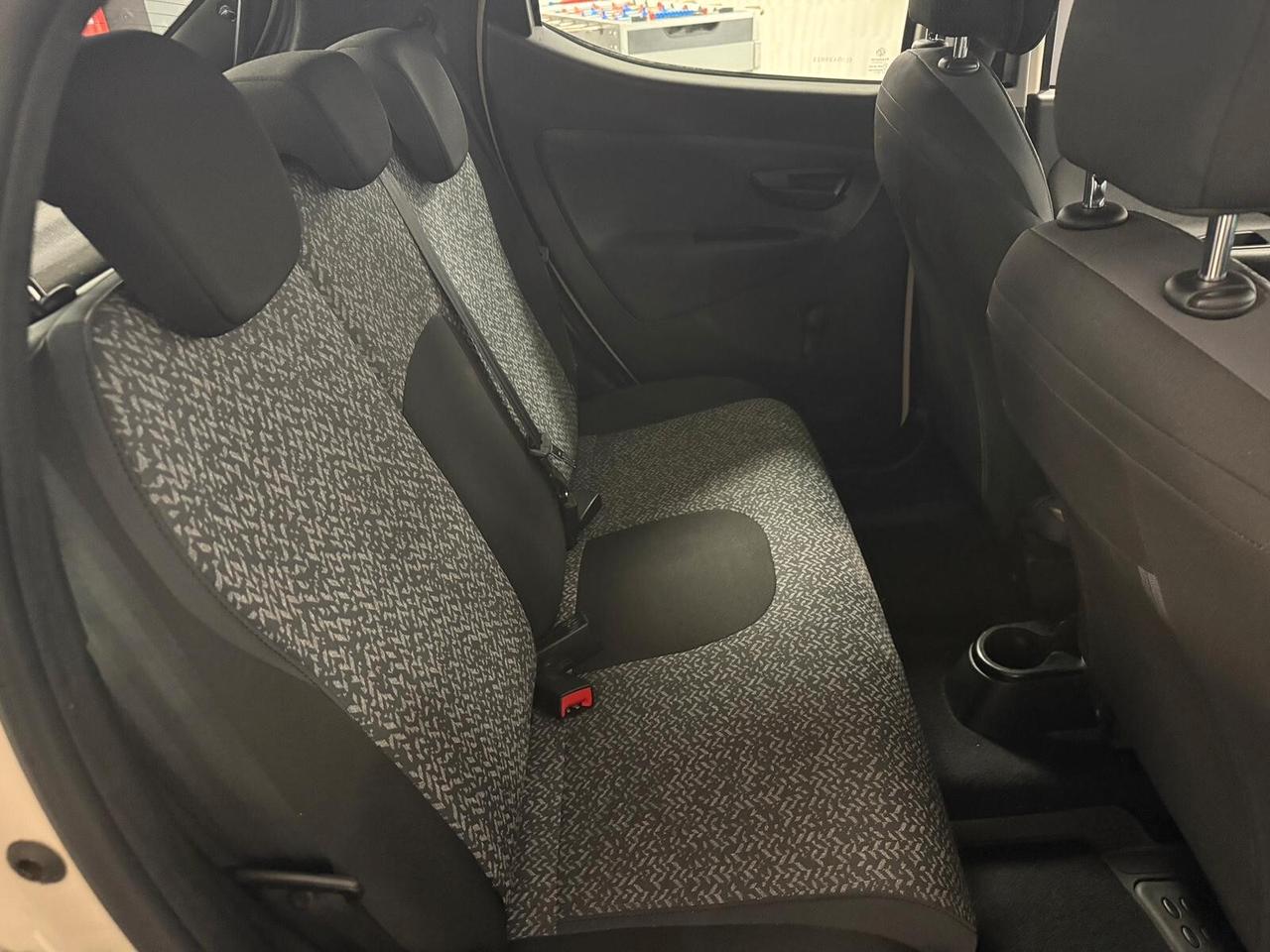 Lancia Ypsilon 1.2 69 CV 5 porte GPL Ecochic Gold