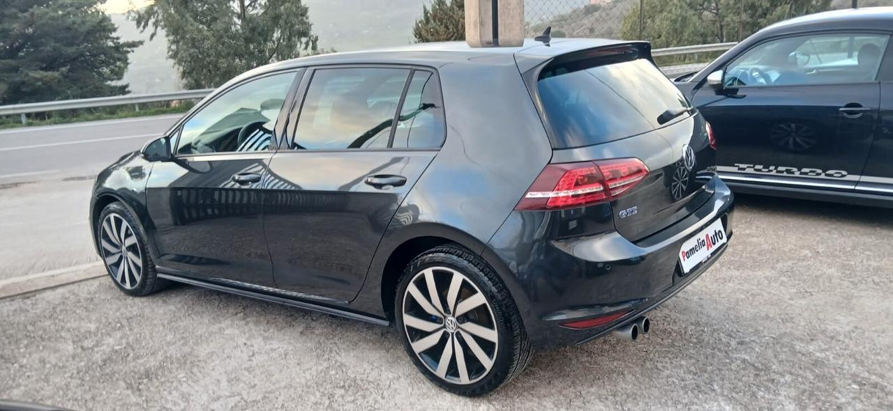 Volkswagen Golf 7° GTE 1.4 TSI DSG Hybrid - 2016