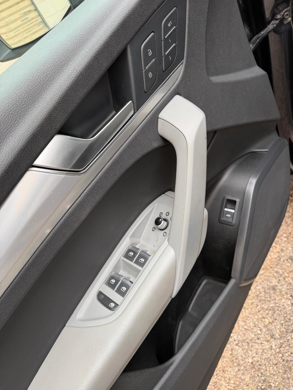 Audi Q5 35 TDI quattro S tronic Business Design