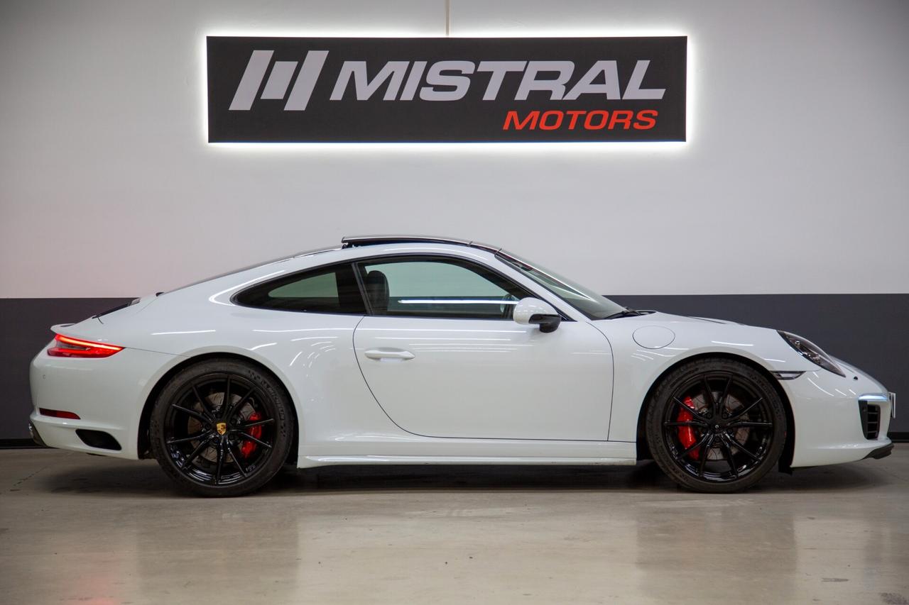 Porsche 911 3.0 Carrera 4S Coupé