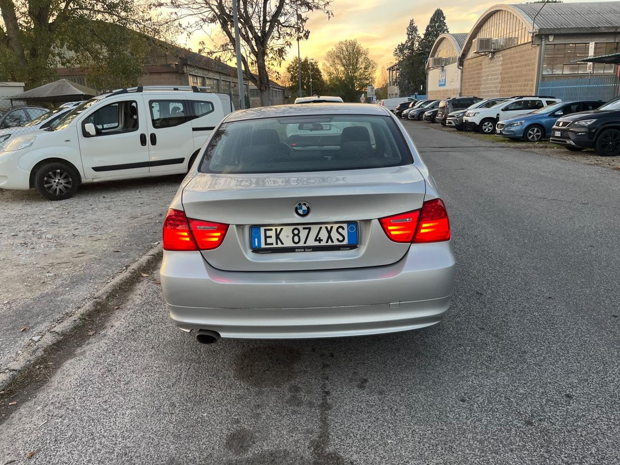 Bmw 318 318d 2.0 143CV cat MSport 2012