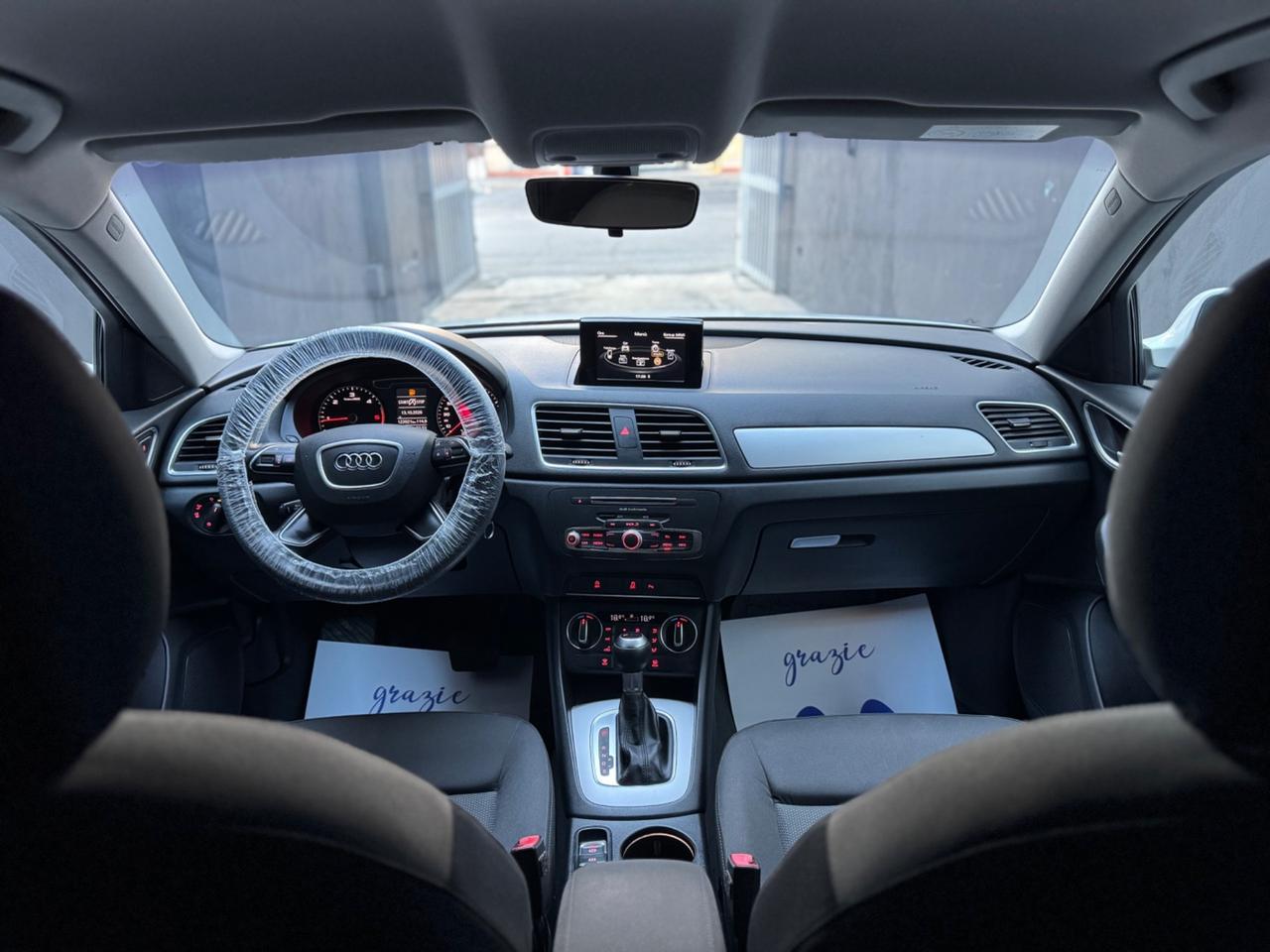 Audi Q3 2.0 TDI 120 CV Business Sport