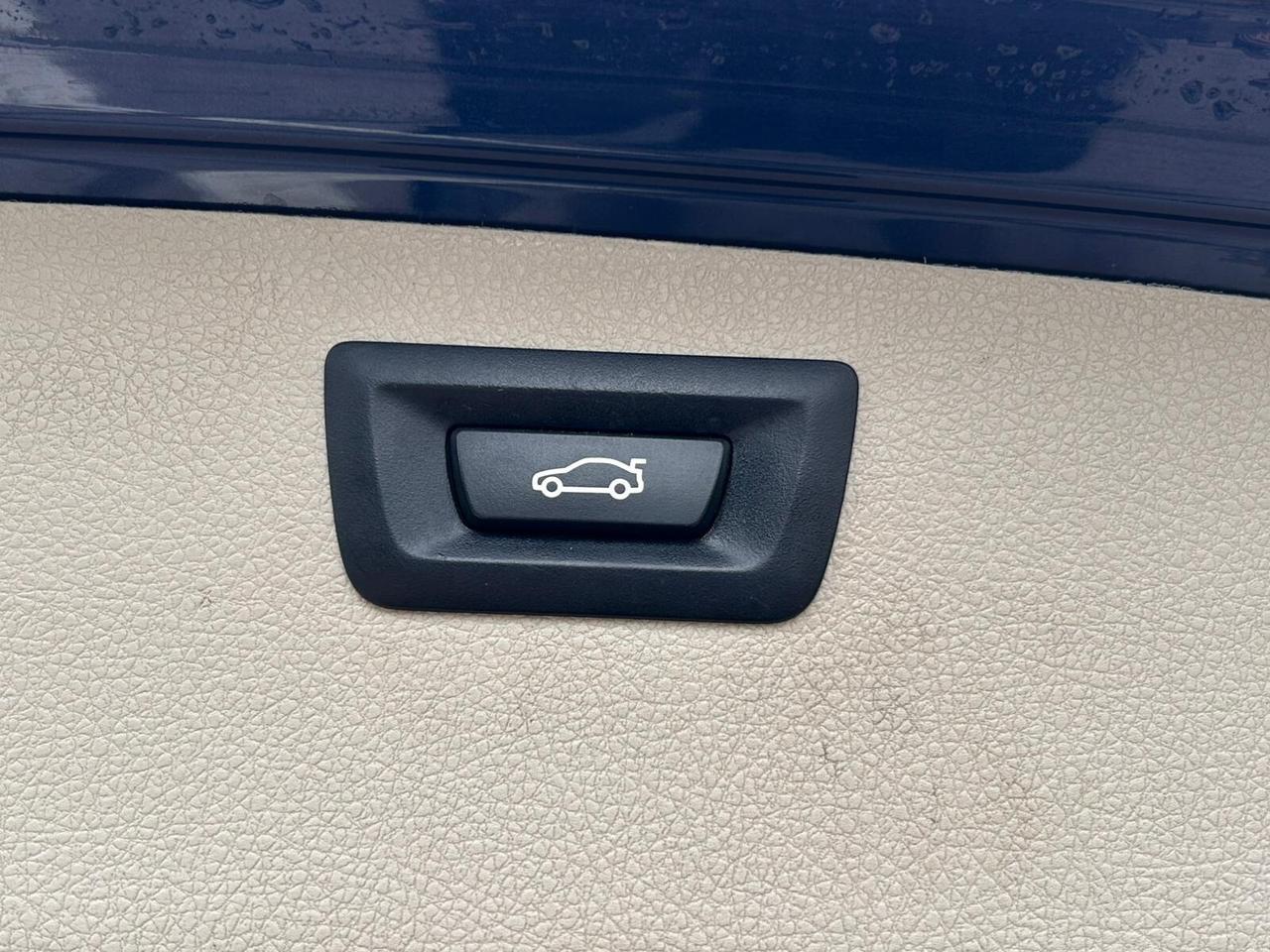 BMW 320d xDrive Touring Luxury – Automatica – 190 CV