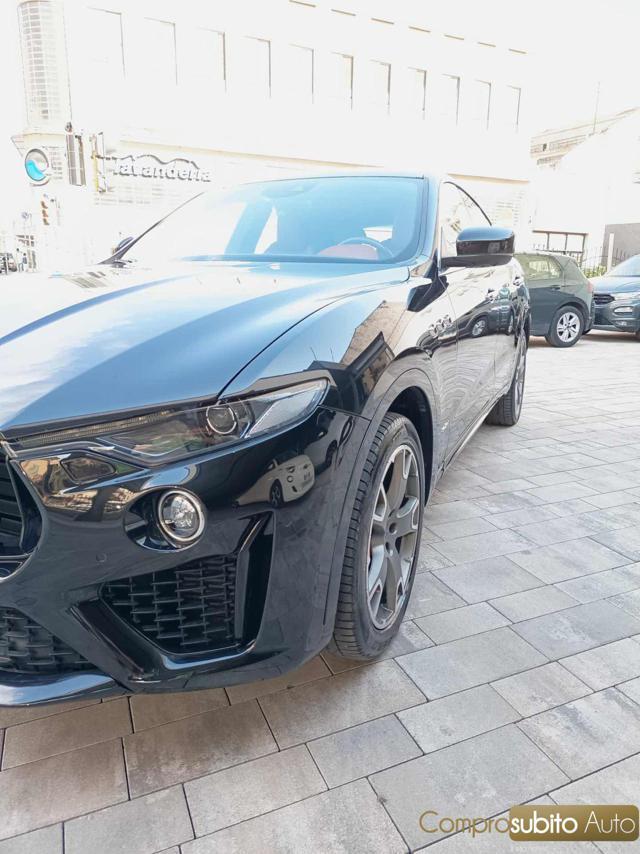 MASERATI Levante V6 AWD Gransport