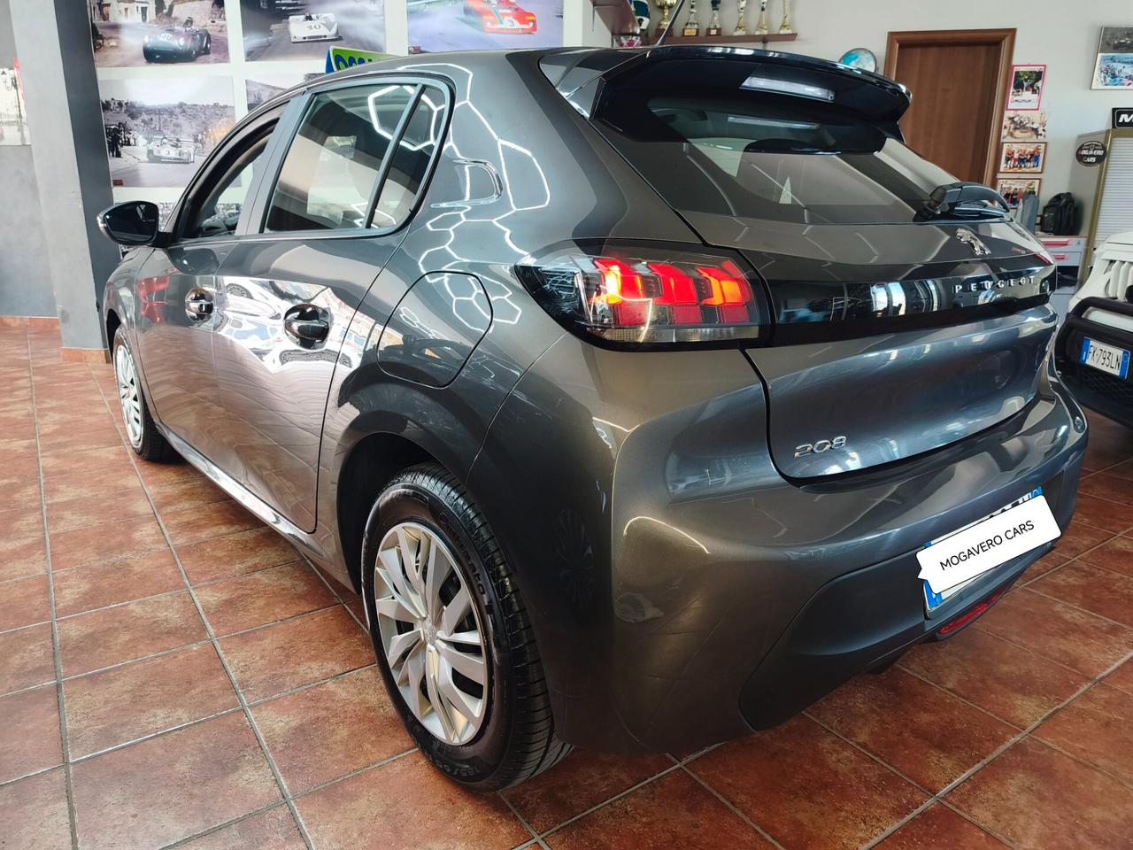 Peugeot 208 1.5 diesel 100CV