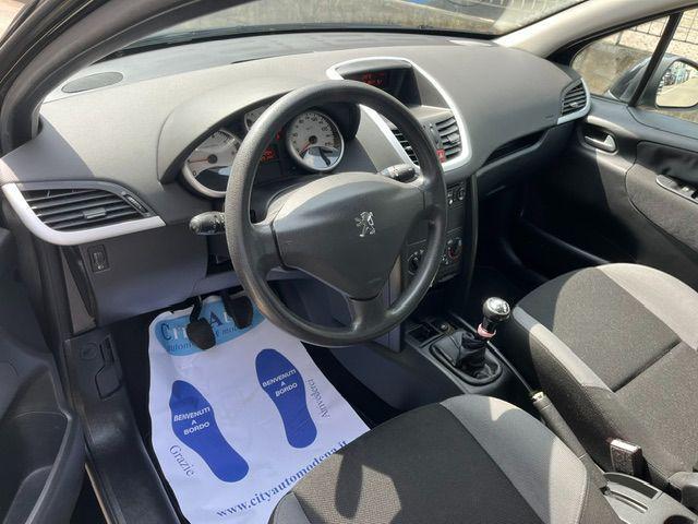 PEUGEOT 207 1.4 8V 75CV 5p. X Line