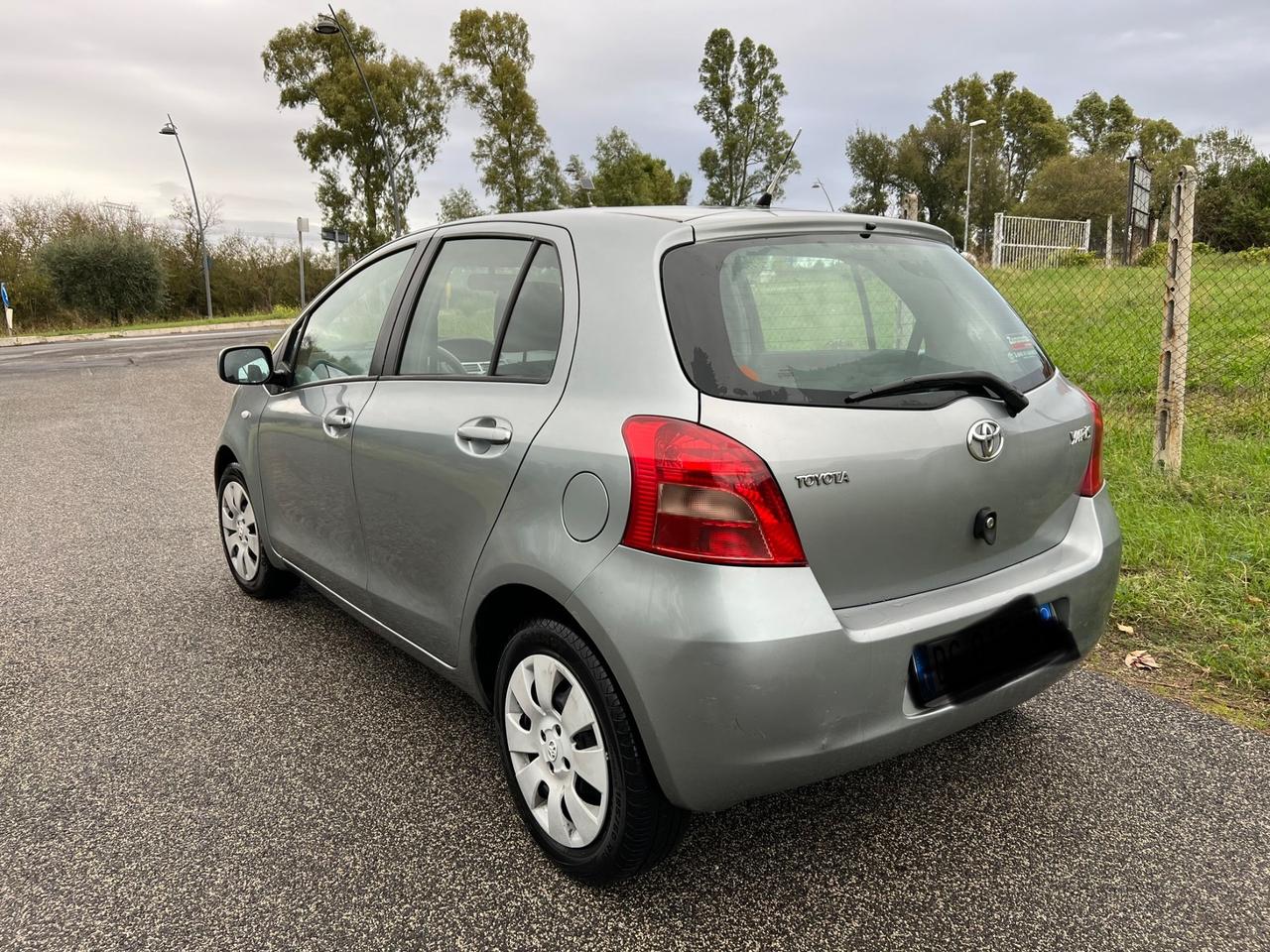 Toyota Yaris 1.3 5 porte