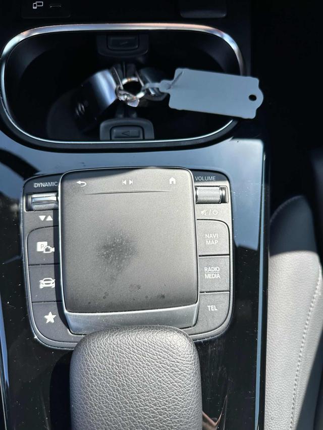 MERCEDES-BENZ A 200 Automatic Sport