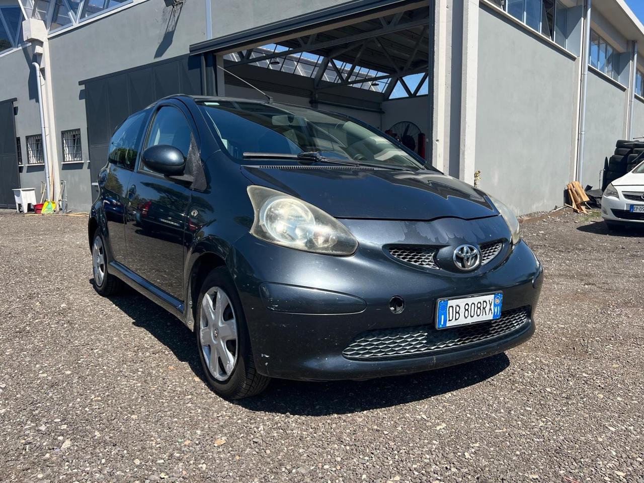 Toyota Aygo 1.0 12V VVT-i 5 porte Now