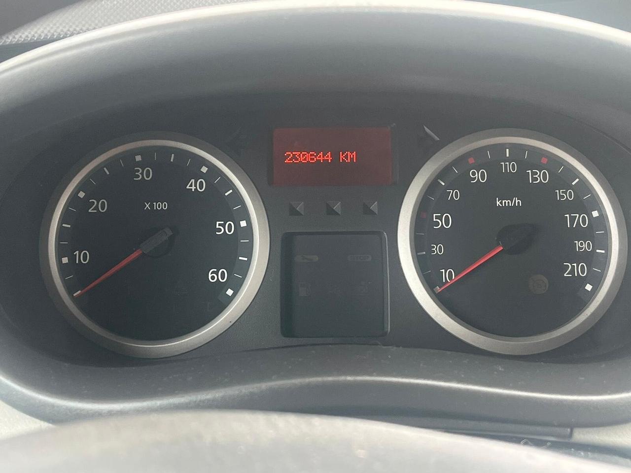 Nissan Primastar 9 posti 2.0 dCi 115CV