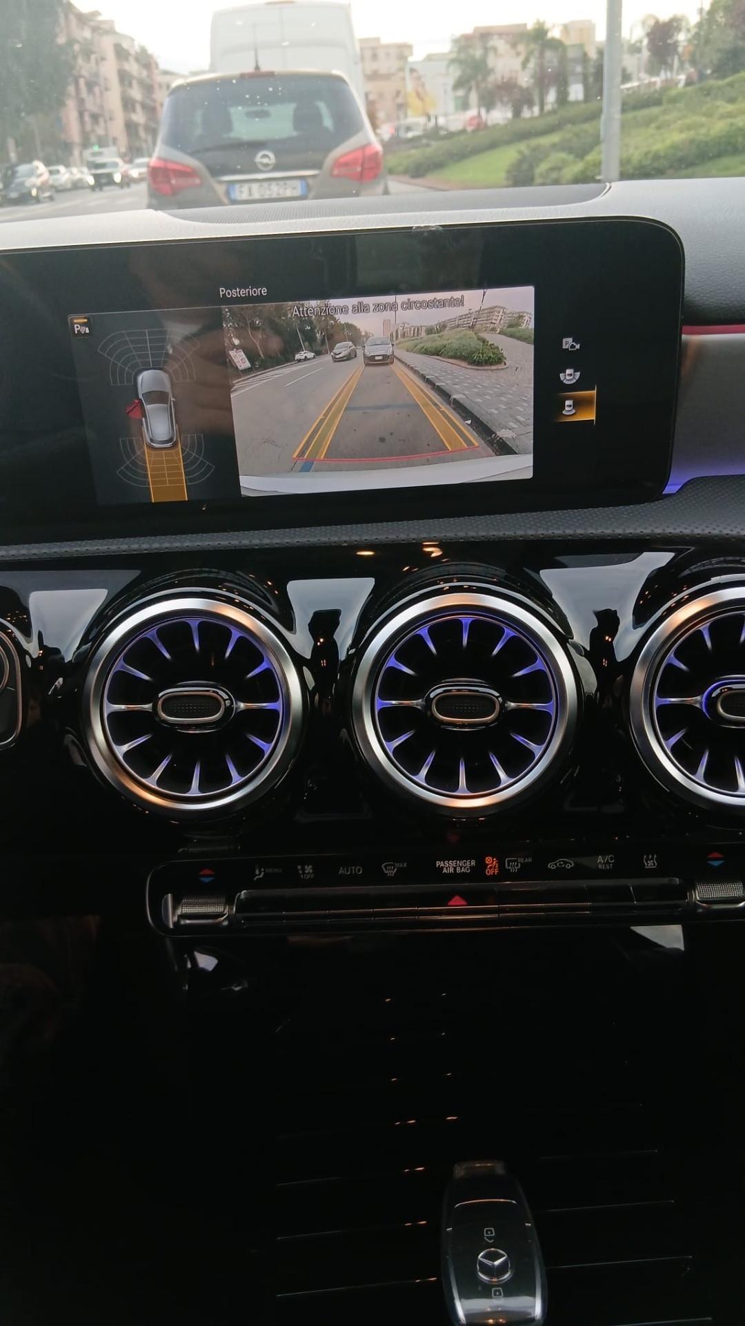 Mercedes-benz A 250 e hybrid EQ Premium