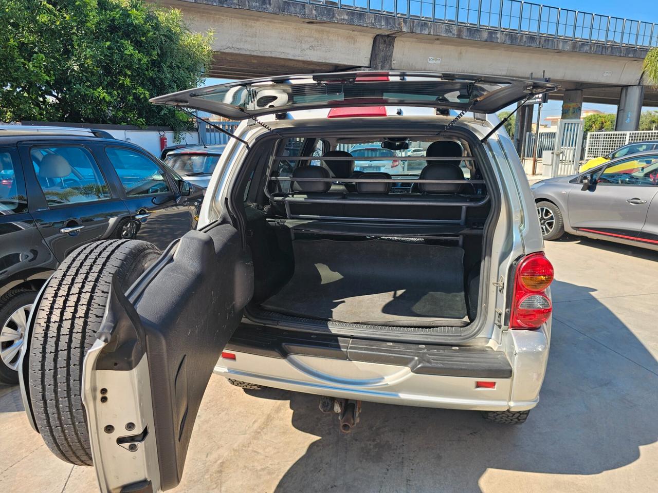 Jeep Cherokee 2.8 CRD Limited AUTOCARRO