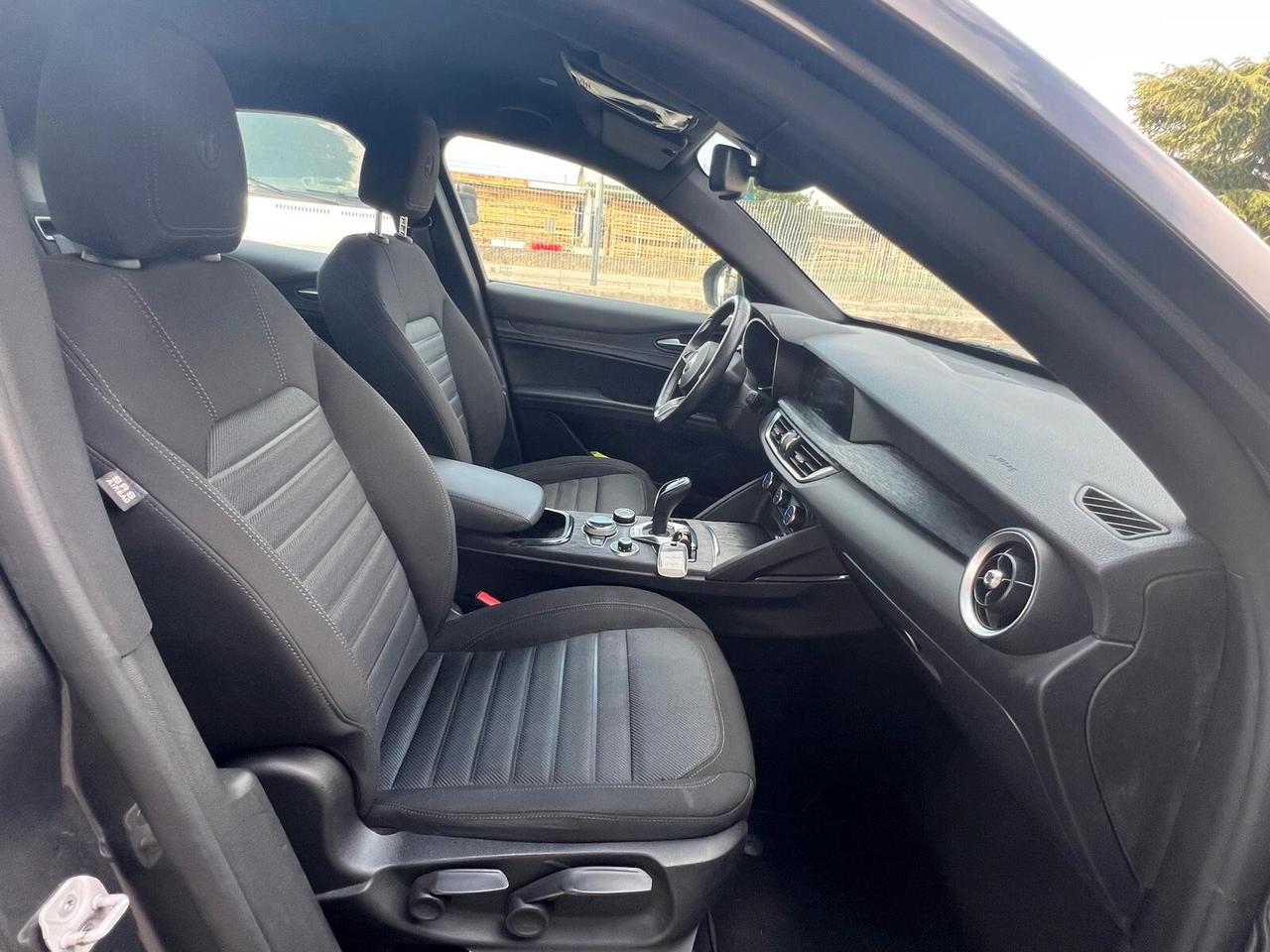 Alfa Romeo Stelvio 2.2 Turbodiesel 210 CV AT8 Q4 Super