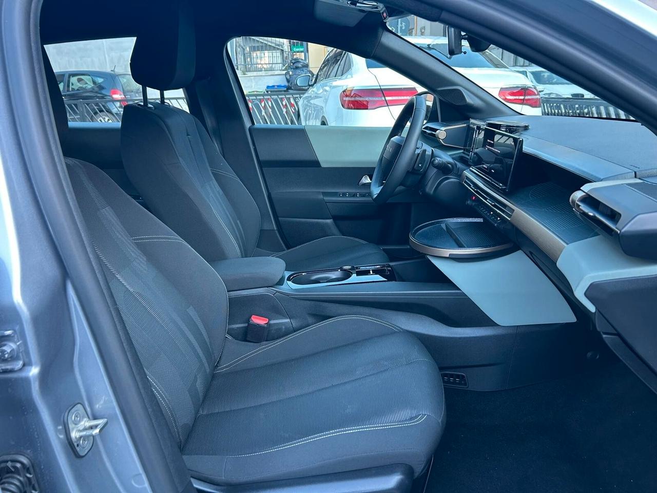 Lancia Ypsilon Hybrid e-DCT LX