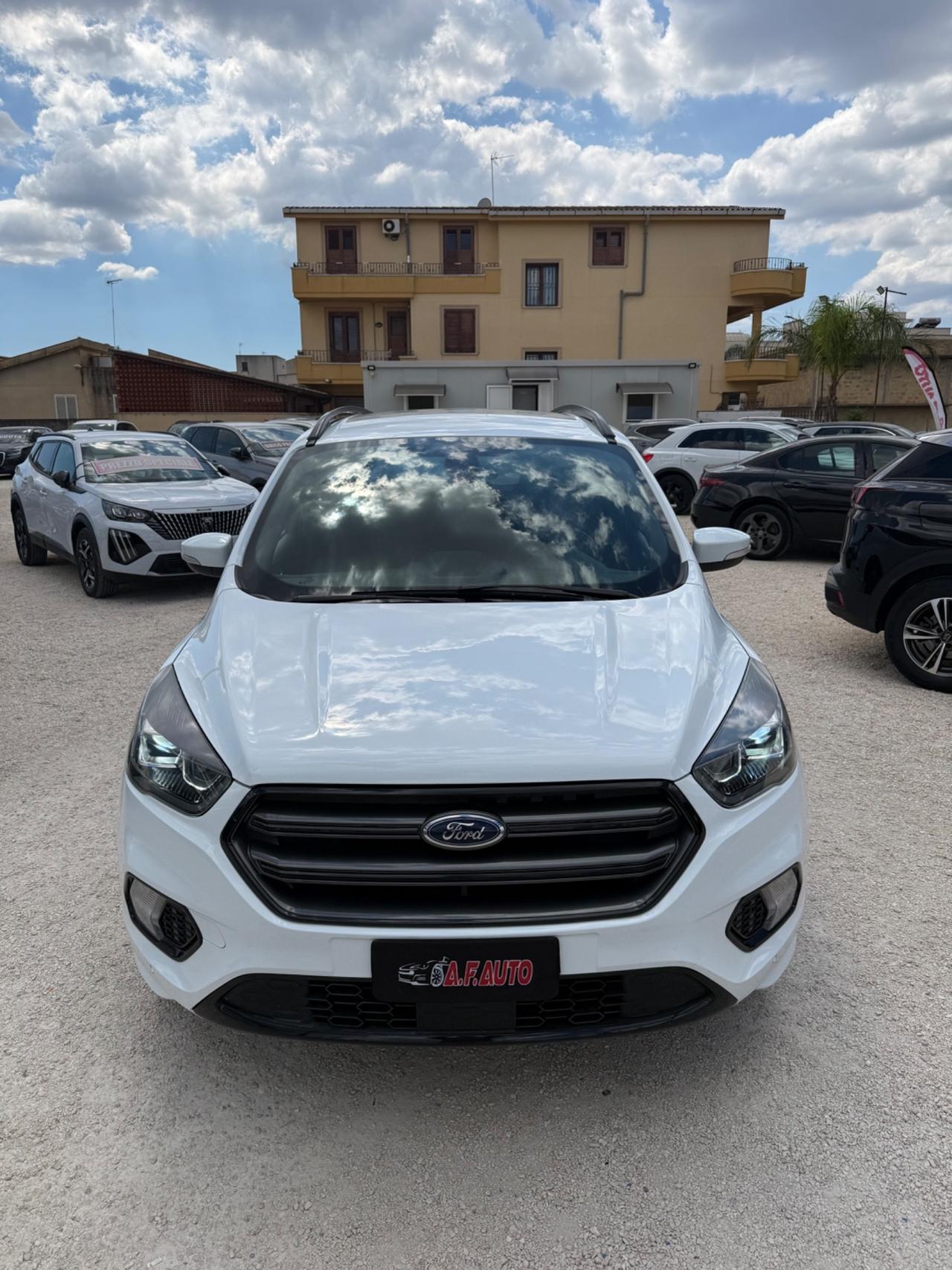 Ford Kuga 2.0 TDCI 150 CV S&S 4WD Titanium