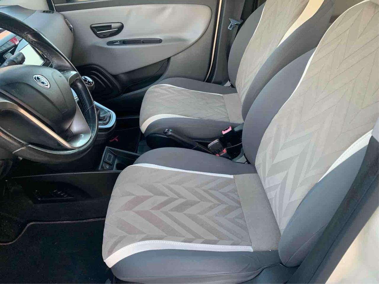 Lancia Ypsilon 1.3 MJT 95 CV