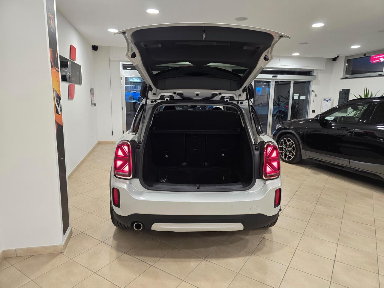 Mini Cooper Countryman Mini 1.5 Cooper Business Countryman Automatica