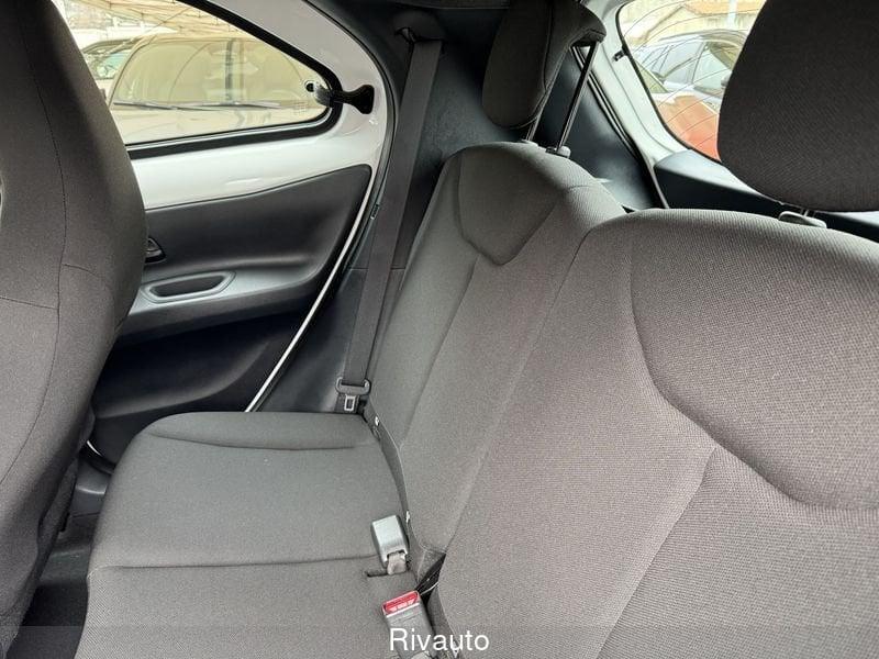 Toyota Aygo X 1.0B (72 CV) Active