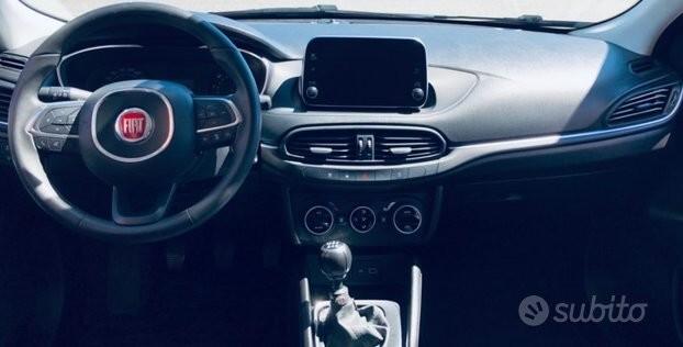 FIAT Tipo 1.6 Mjt S&S SW NAVI cruise adattivo
