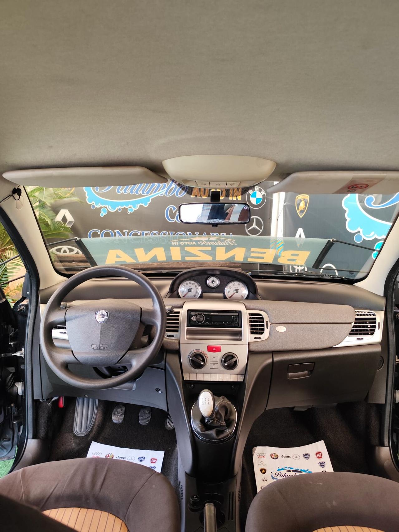 Lancia Ypsilon 1.2 benzina