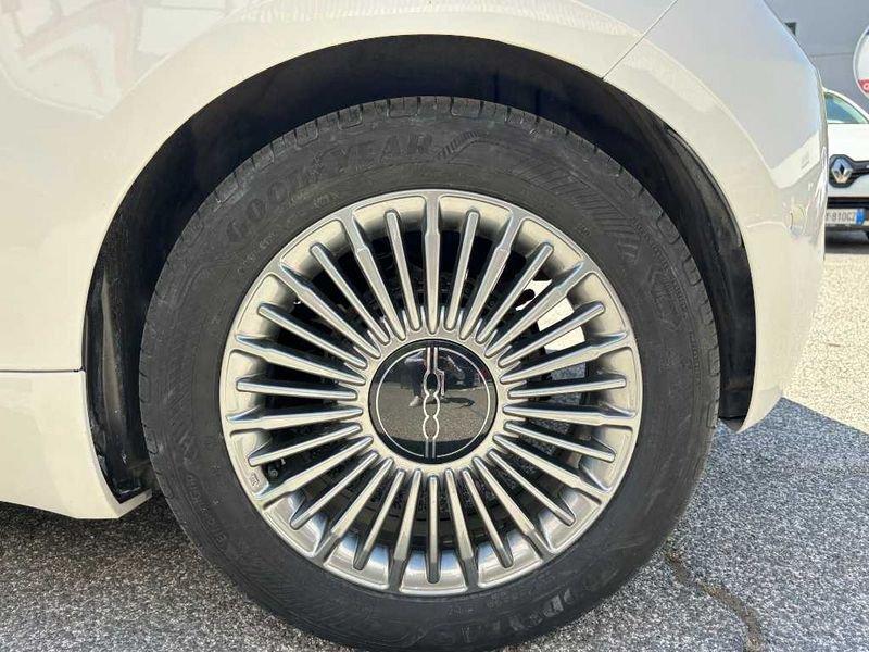FIAT 500e 500 (2020--->) 500 Icon Berlina 42 kWh