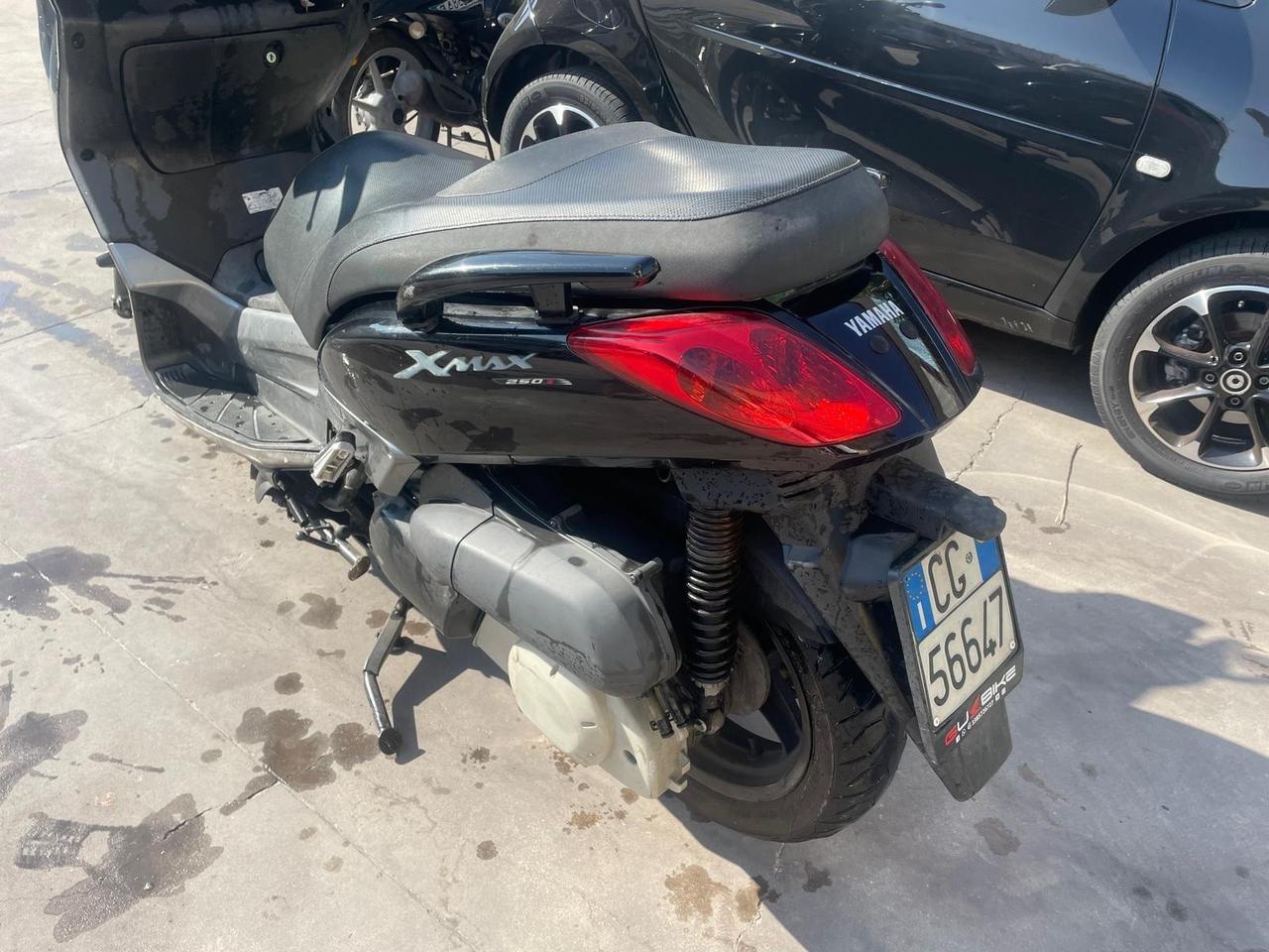 Yamaha X-Max 250 Xmax