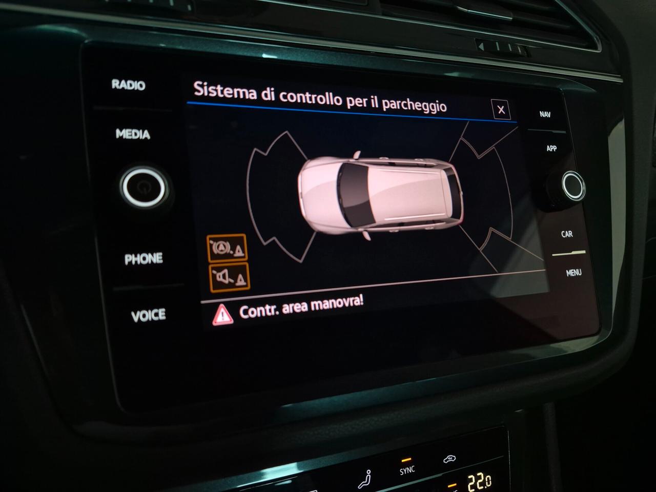 Volkswagen Tiguan 1.5 TSI R-LINE 150CV DSG LED NAVI C.19" APPLE CAR PLAY/ANDROID AUTO AMBIENT LIGHT KEYLESS ACC WIRELESS COCKPIT PRO