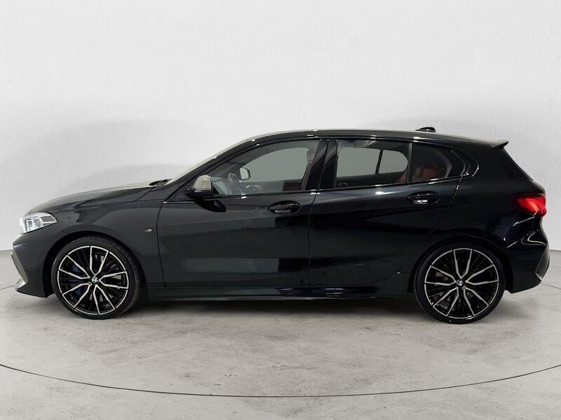 BMW Serie 1 M 135i xDrive Colorvision Edition