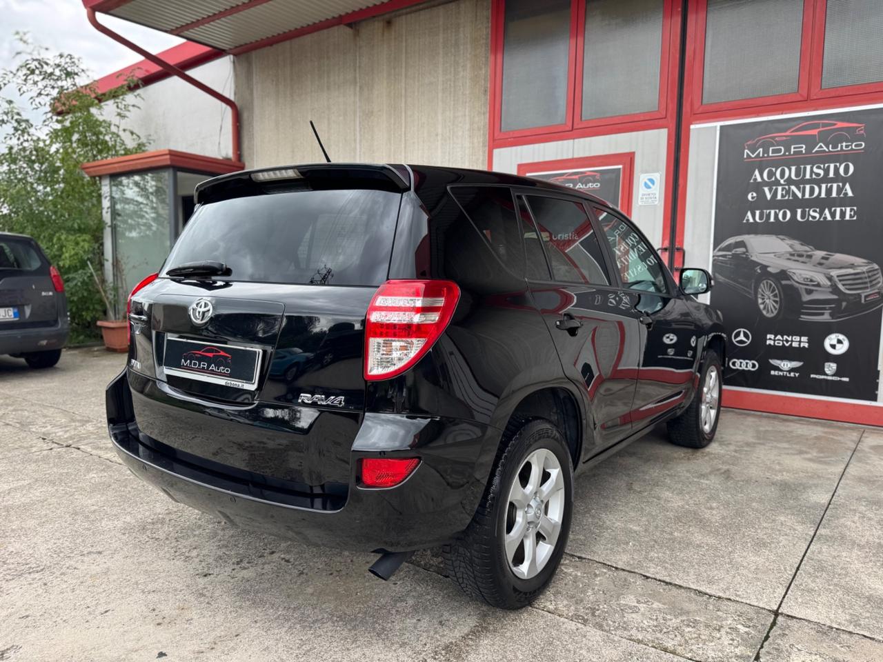 Toyota RAV 4 Crossover 2.2 D-4D 150 CV Lounge
