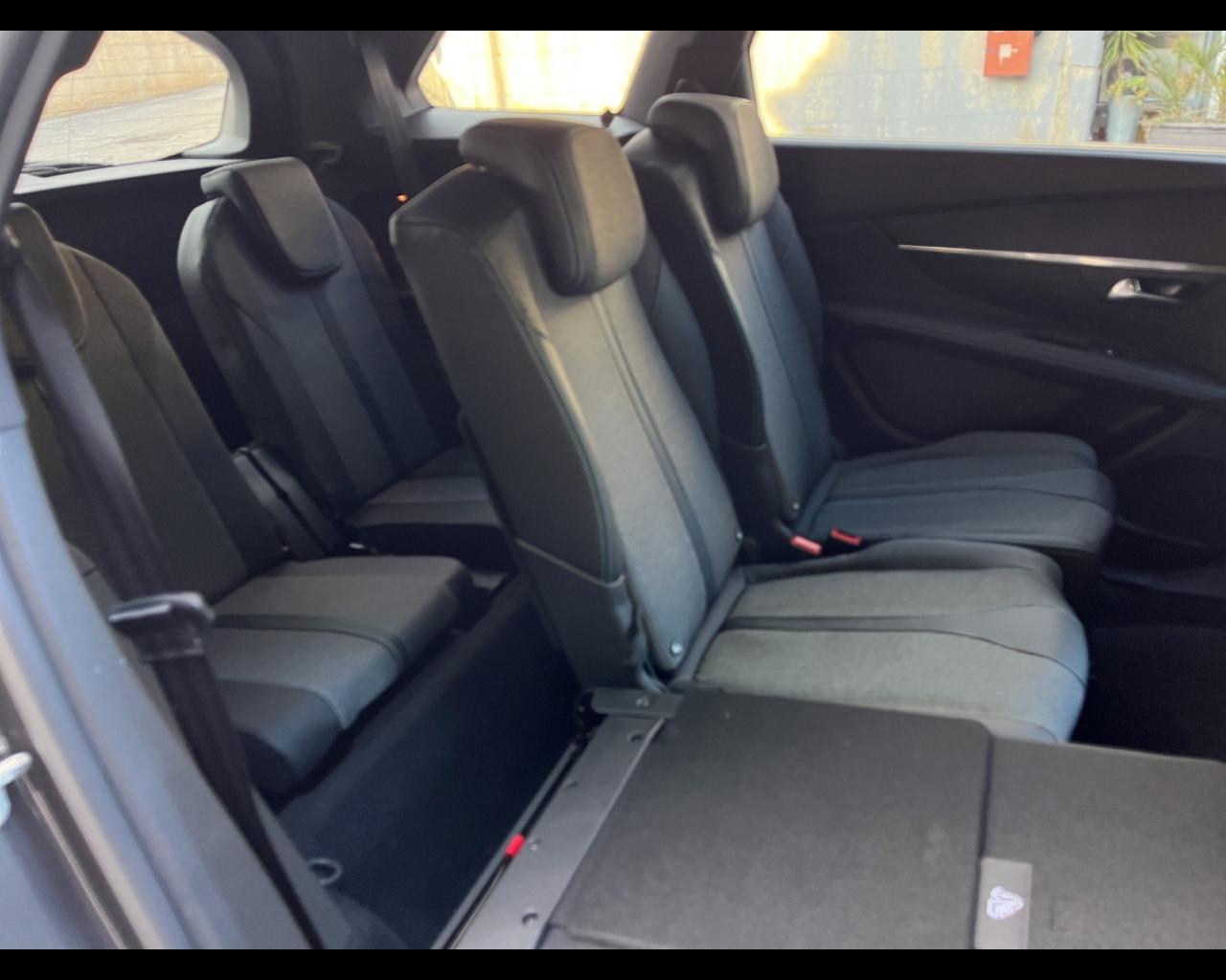 PEUGEOT 5008 BlueHDi 130 S&S EAT8 ALLURE PACK
