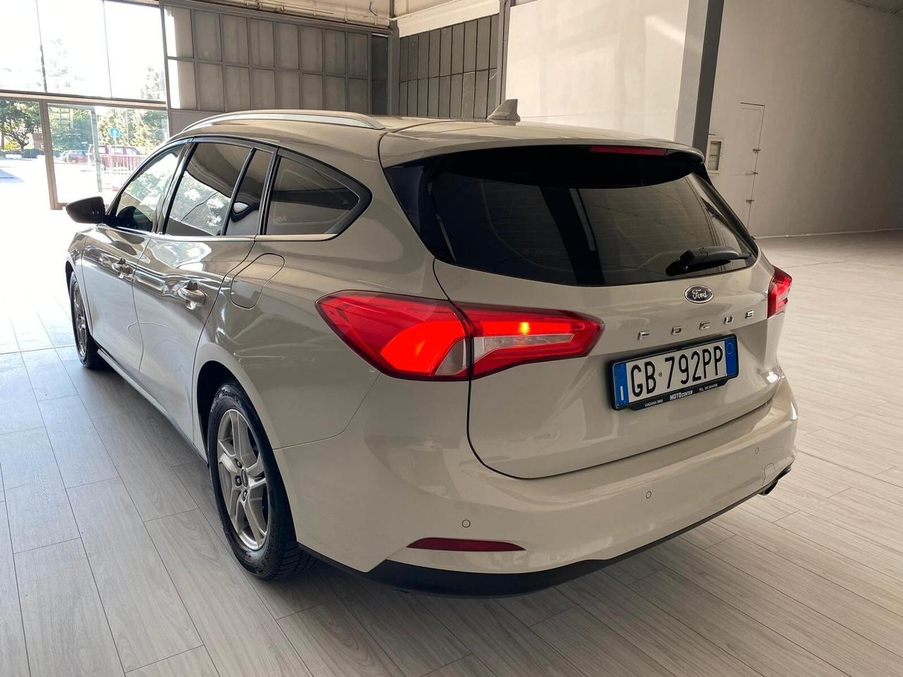FORD FOCUS 1.5 ECOBLUE BUSINESS 120CV - FULL LED, NEOPATENTATI