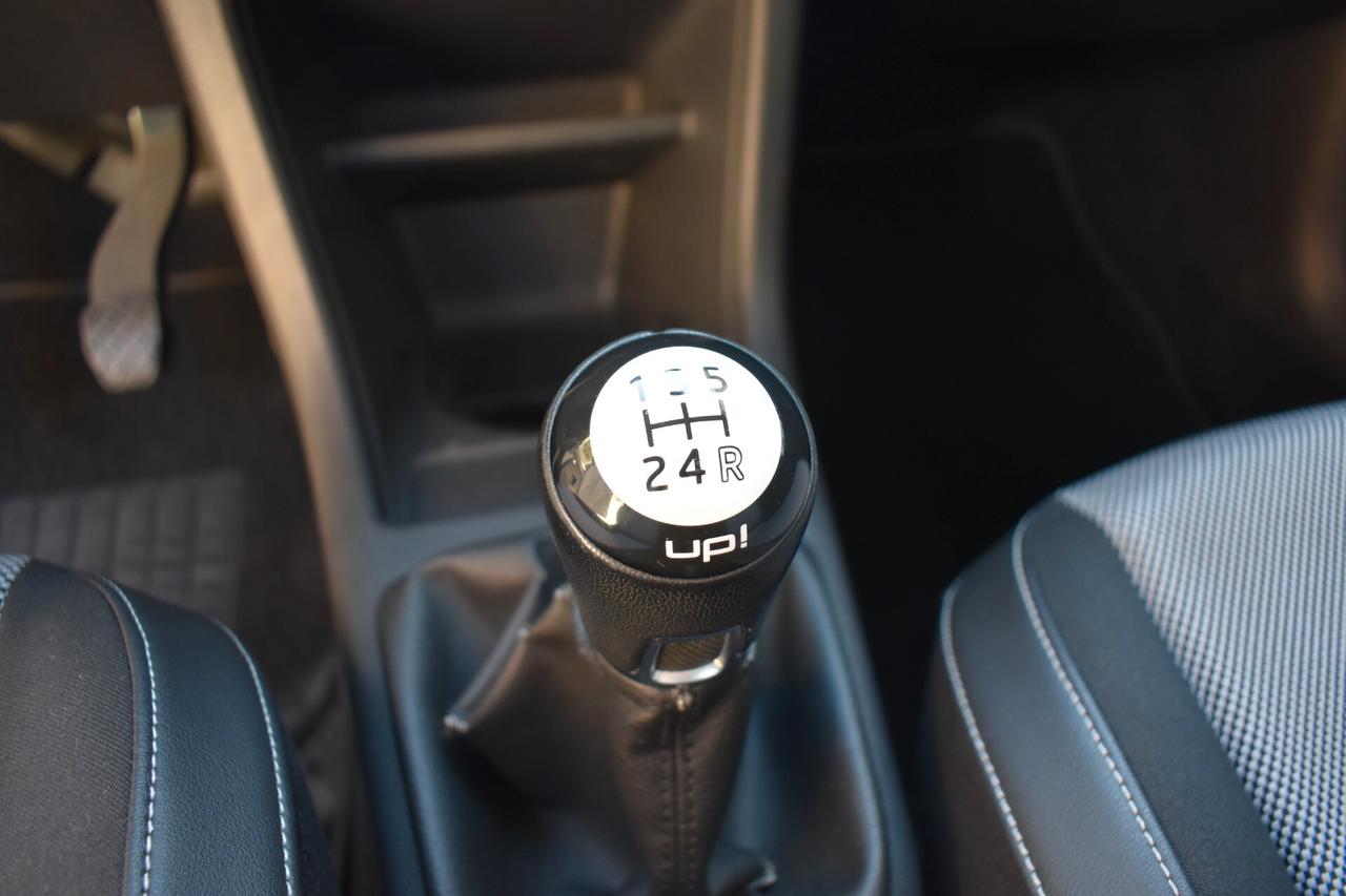 Volkswagen up! 1.0 75Cv Black Line 69.000 Km!!