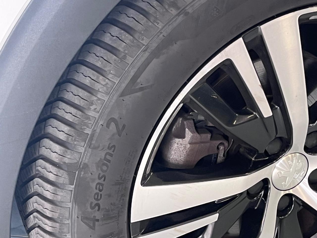 Peugeot 5008 BlueHDi 130 S&S Allure